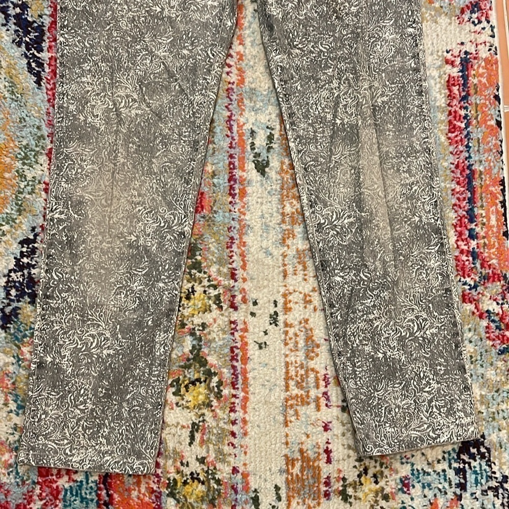 Peruvian Collection Floral Pants - Picture 2 of 9